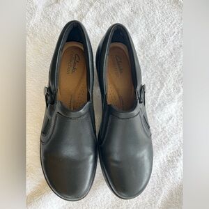 Clarks Men's Black Leather Loafers